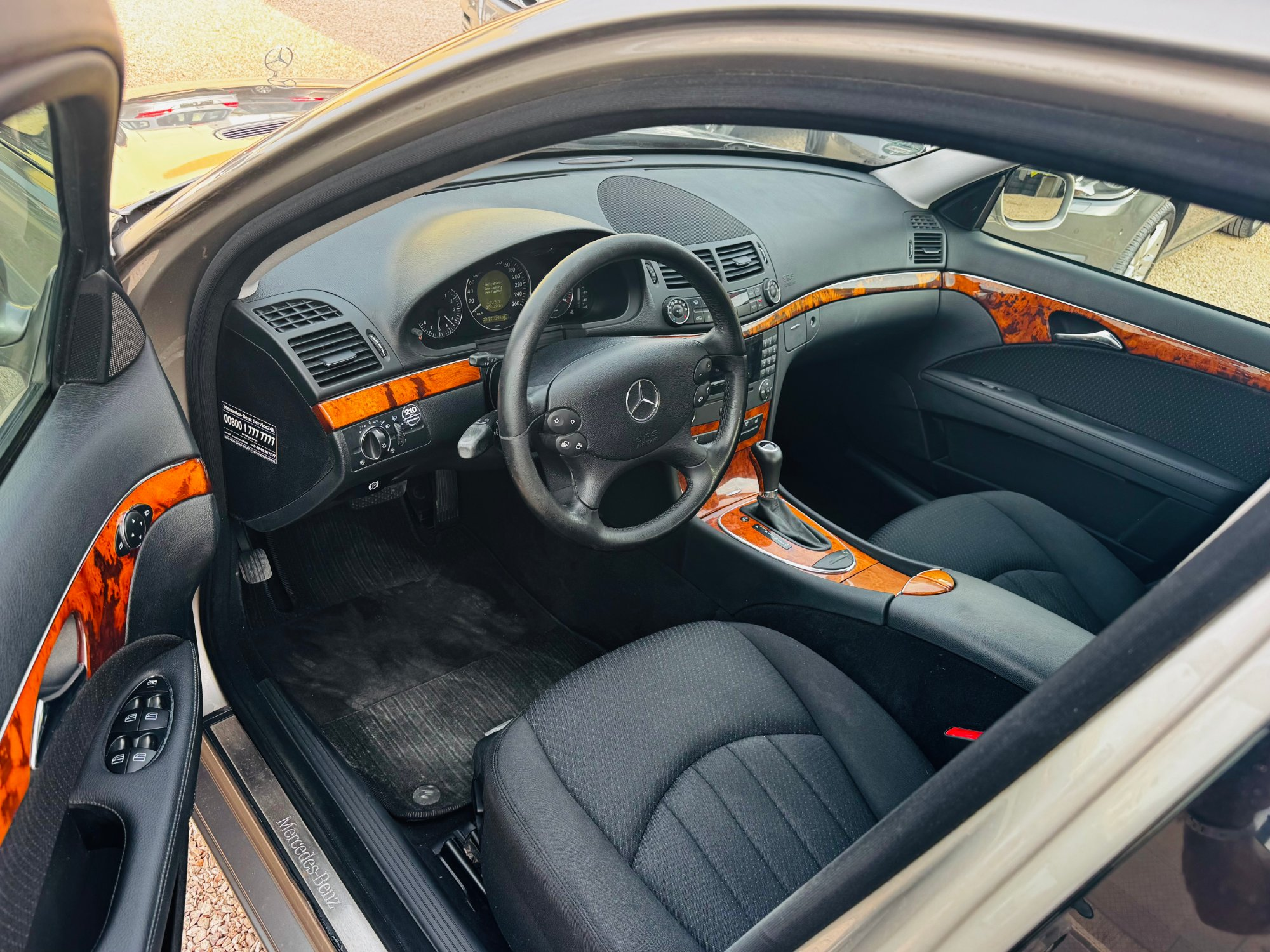 Mercedes E-200 KOMPRESOR KOMPRESOR 2006 · Photo 9