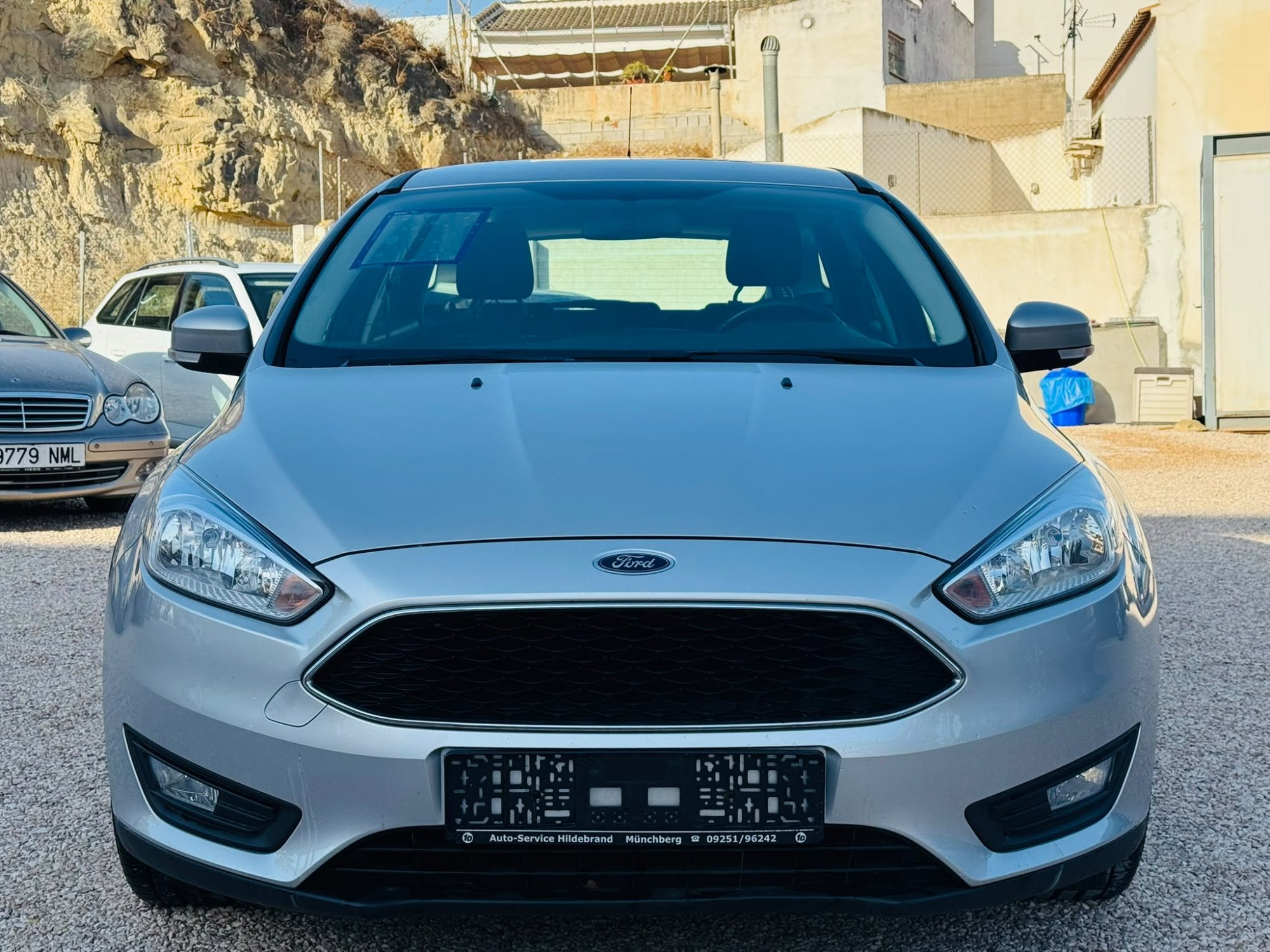 Ford Focus 1.5 TDCi Business Sportbreak 2017 · Photo 1