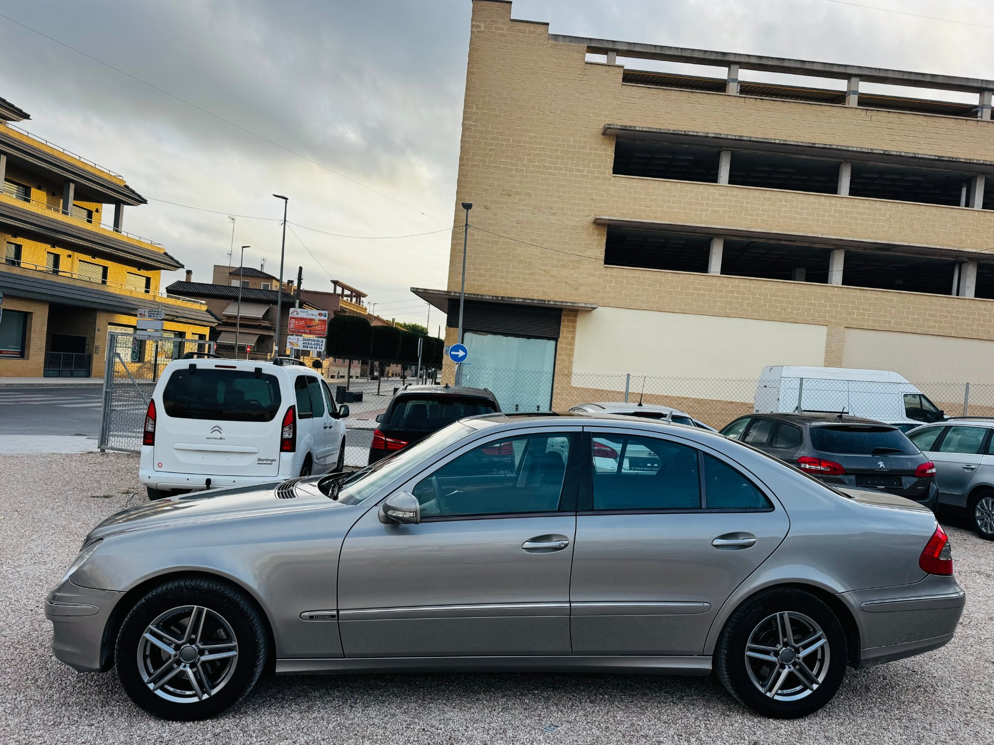 Mercedes E-200 KOMPRESOR KOMPRESOR 2006 · Photo 4