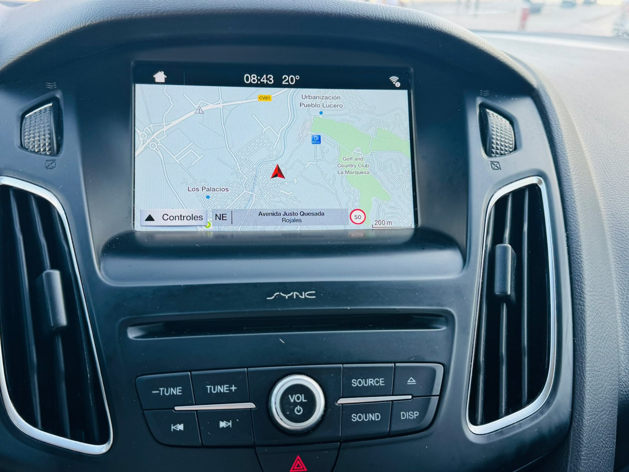 Ford Focus 1.5 TDCi Business Sportbreak 2017 · Photo 14
