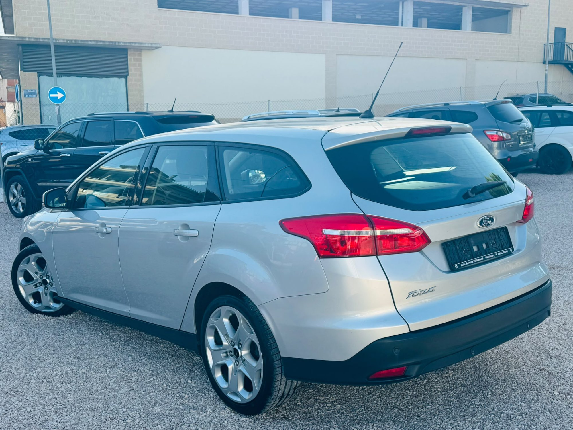 Ford Focus 1.5 TDCi Business Sportbreak 2017 · Photo 11